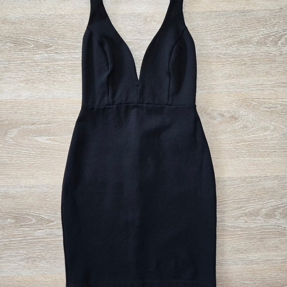 Lulus Perfect Little Black Bodycon Dress Size Small, V-Neck, Fitted Mini - Picture 4 of 17